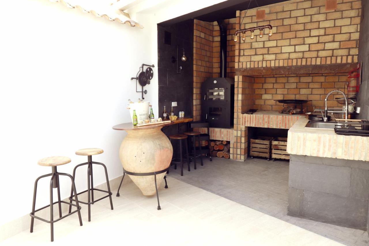 Casa Rural Ideal Para Escapadas Con Barbacoa Y Spa Tinarejos Exterior foto