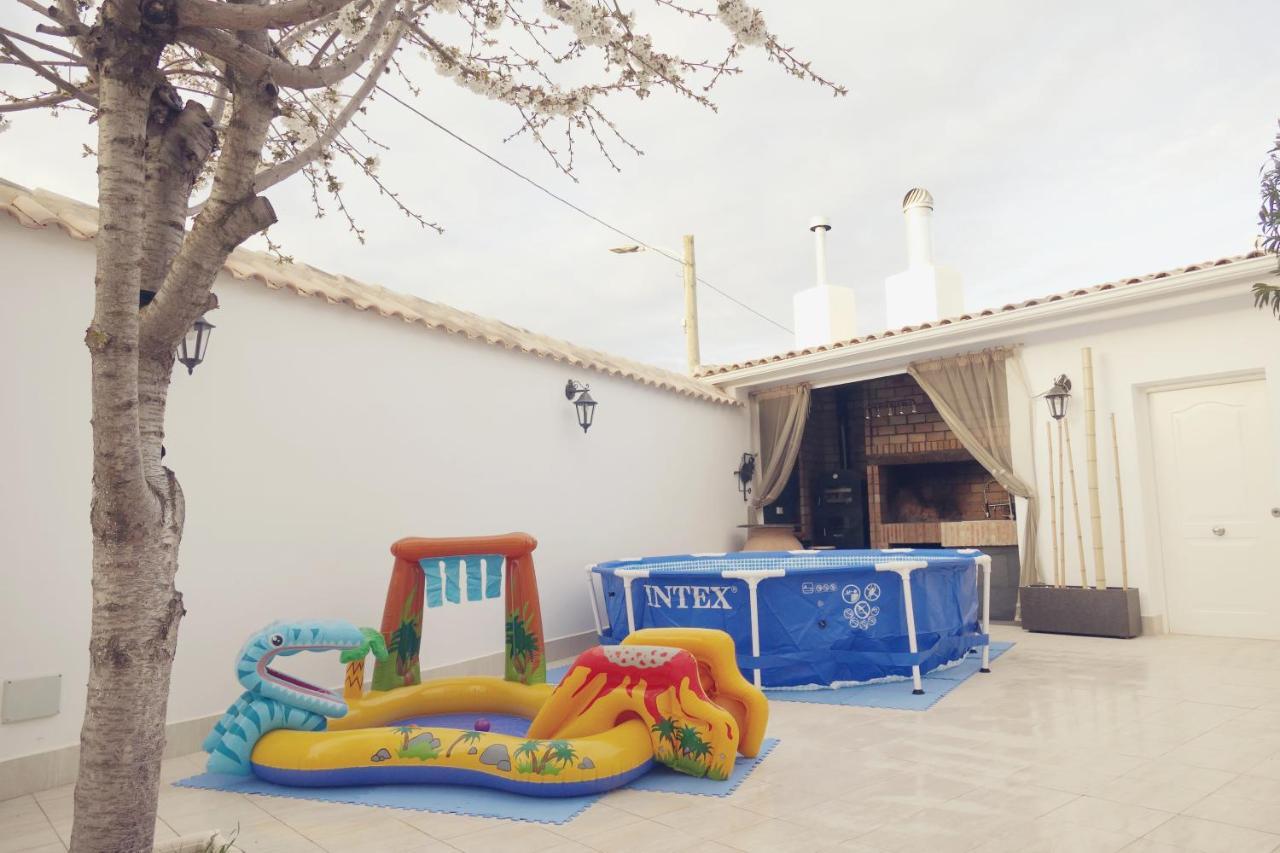 Casa Rural Ideal Para Escapadas Con Barbacoa Y Spa Tinarejos Exterior foto